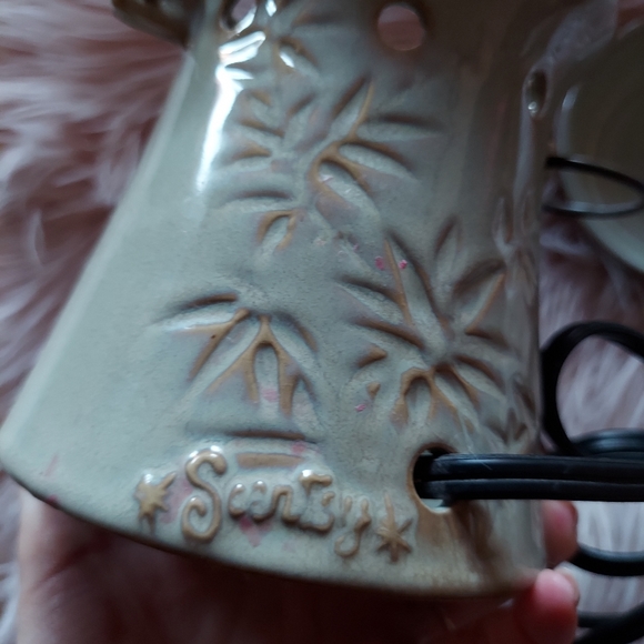 Scentsy Bamboo Tali Wax Warmer - Picture 3 of 4